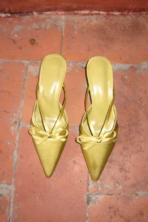 Amor Satin Heels in Lime