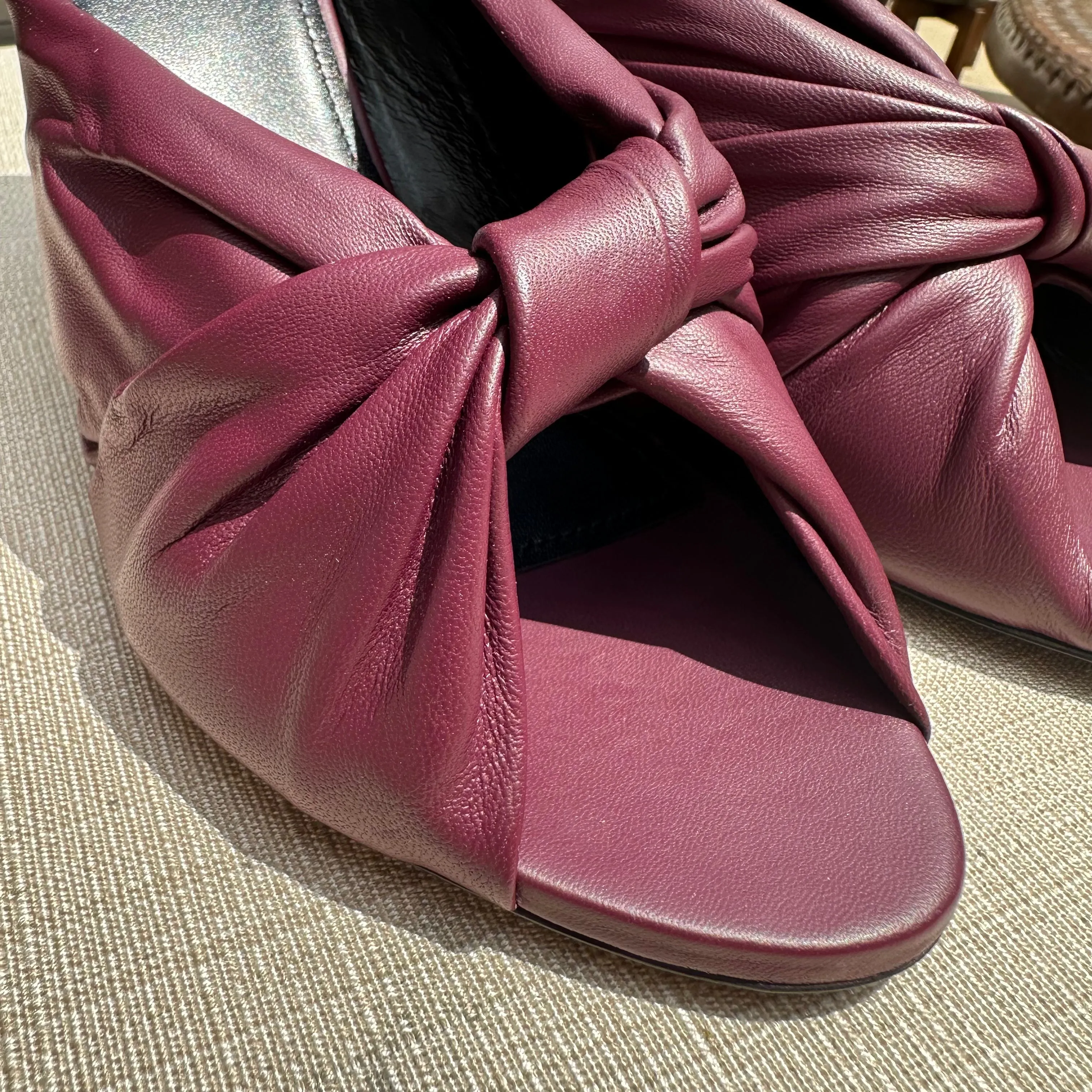 Balenciaga Smooth Nappa Drapy Sandal Pumps in Burgundy