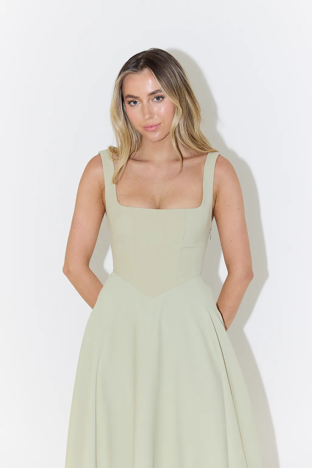 Bonnie | Elegant Midi Dress