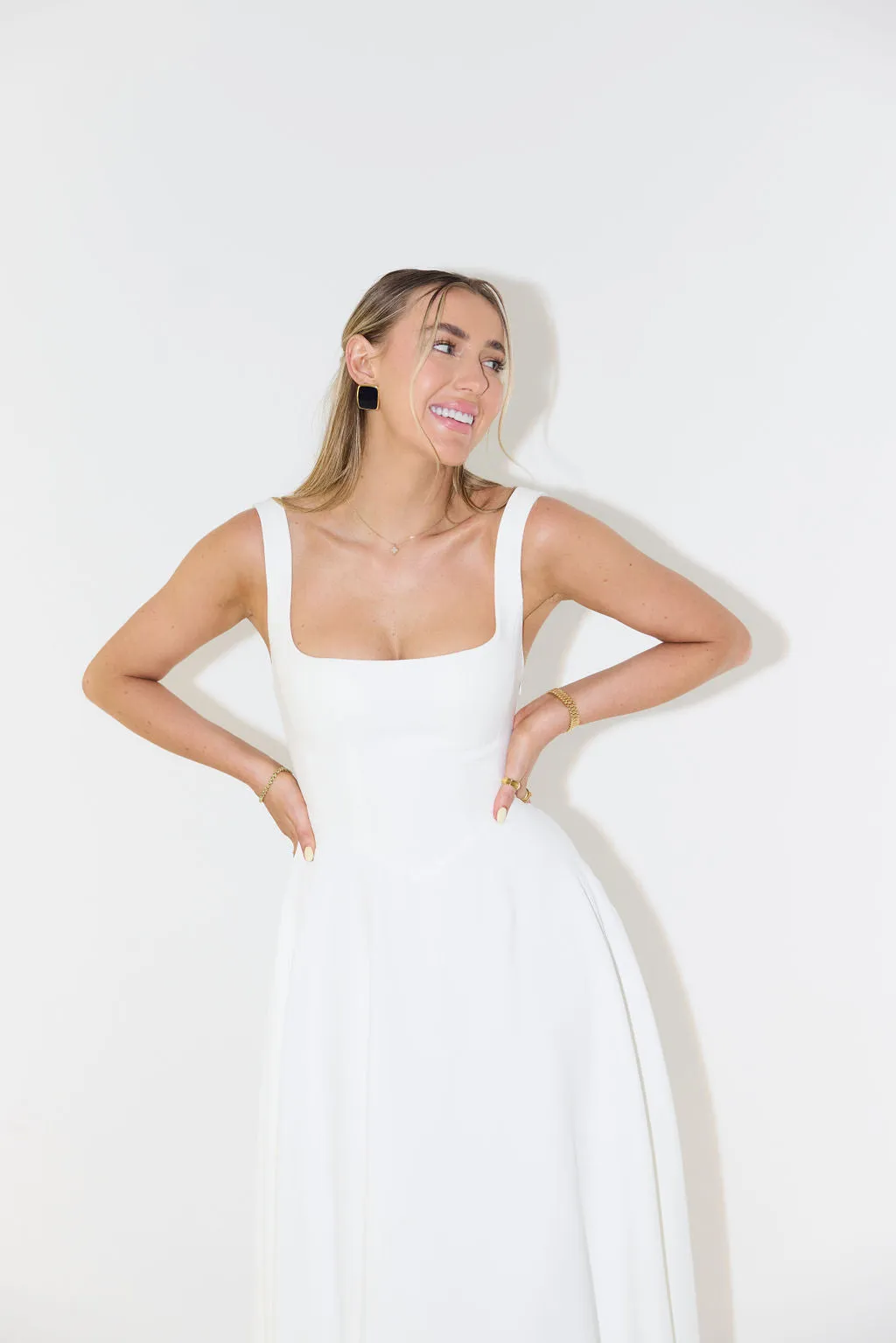 Bonnie | Elegant Midi Dress