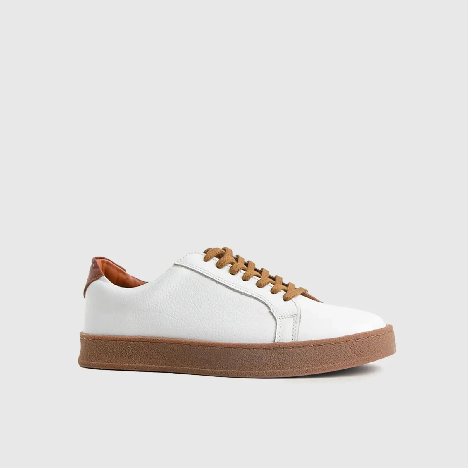 Casual Sneakers 2220 White/Tan