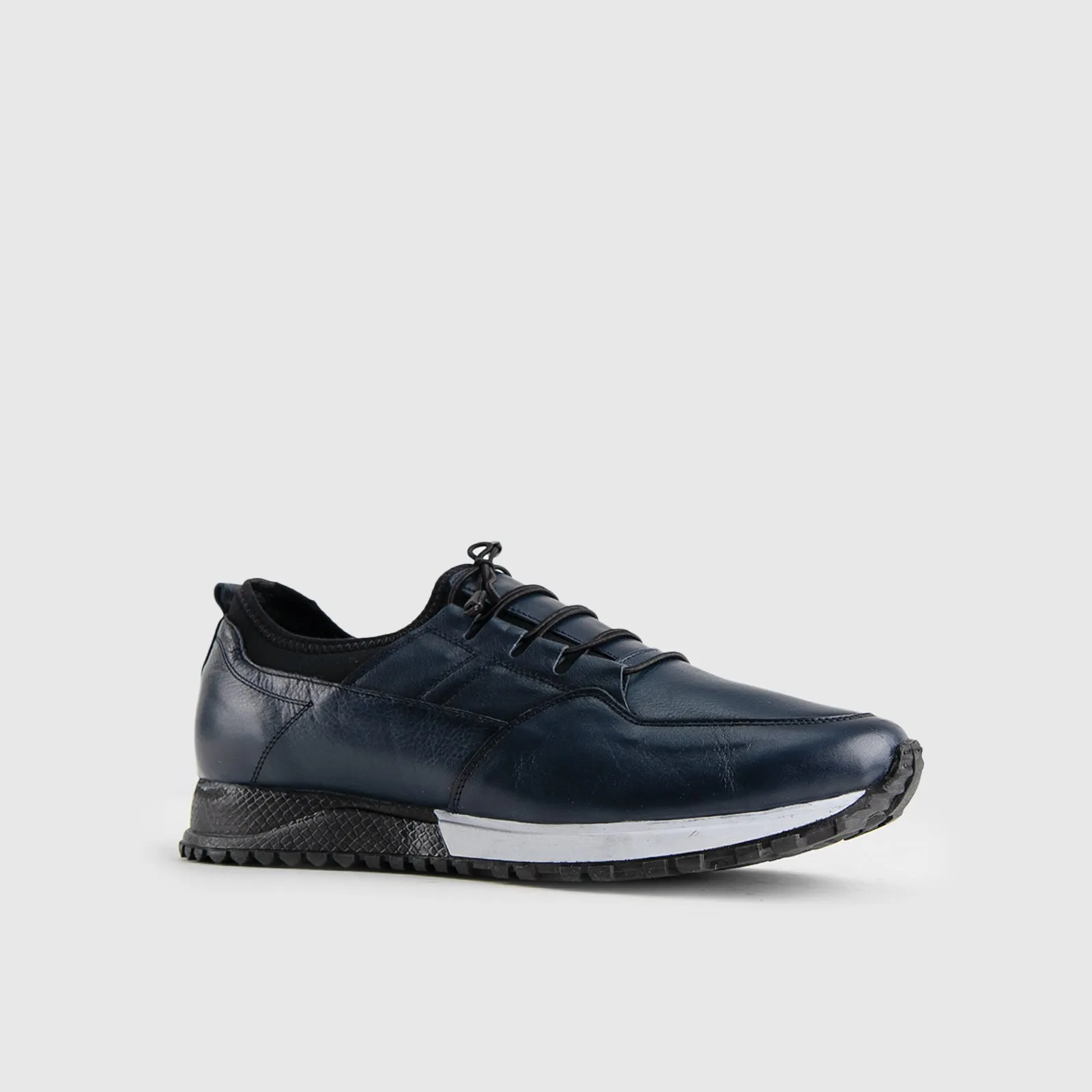 Casual Sneakers - 4375