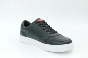 Casual sneakers