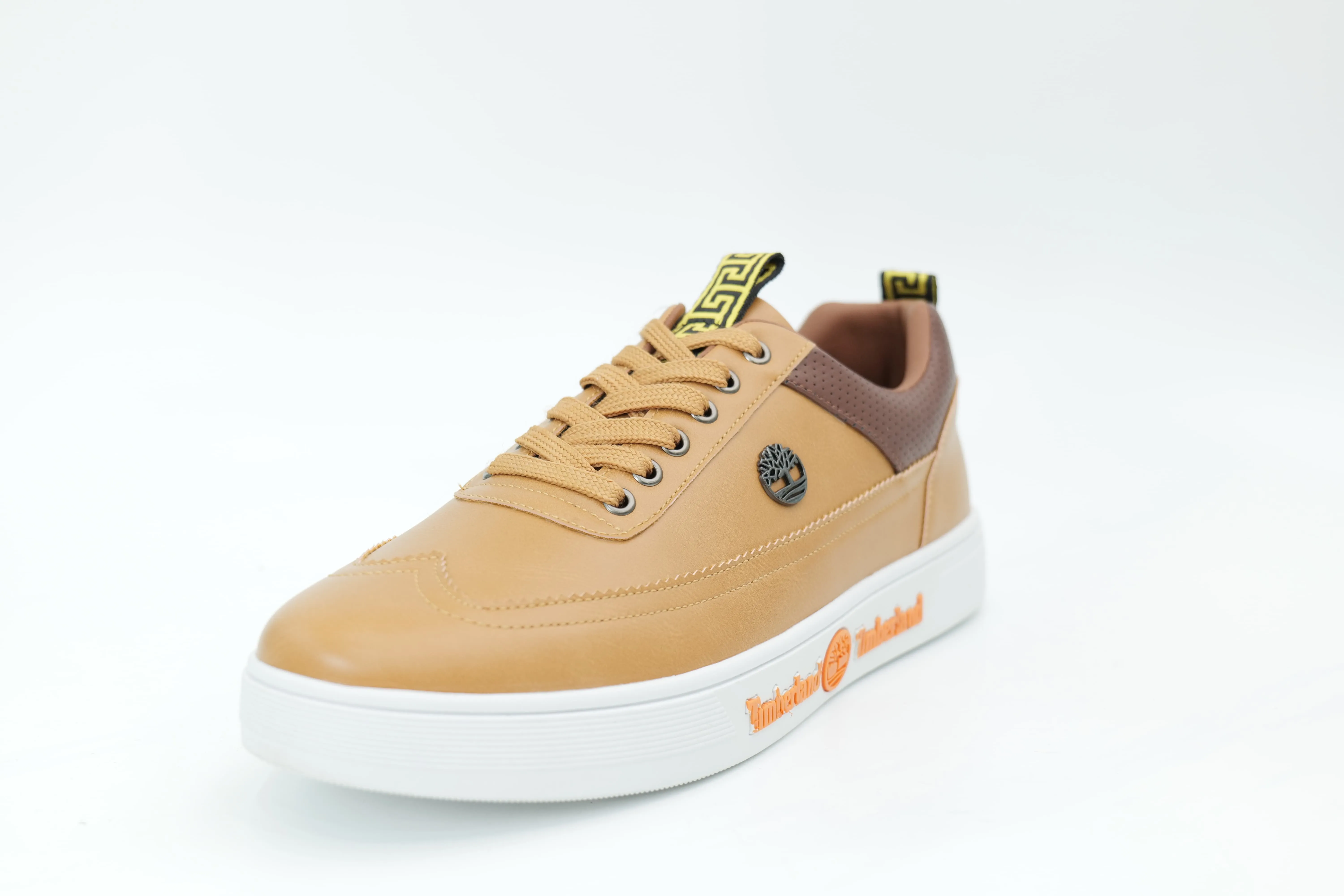 Casual sneakers