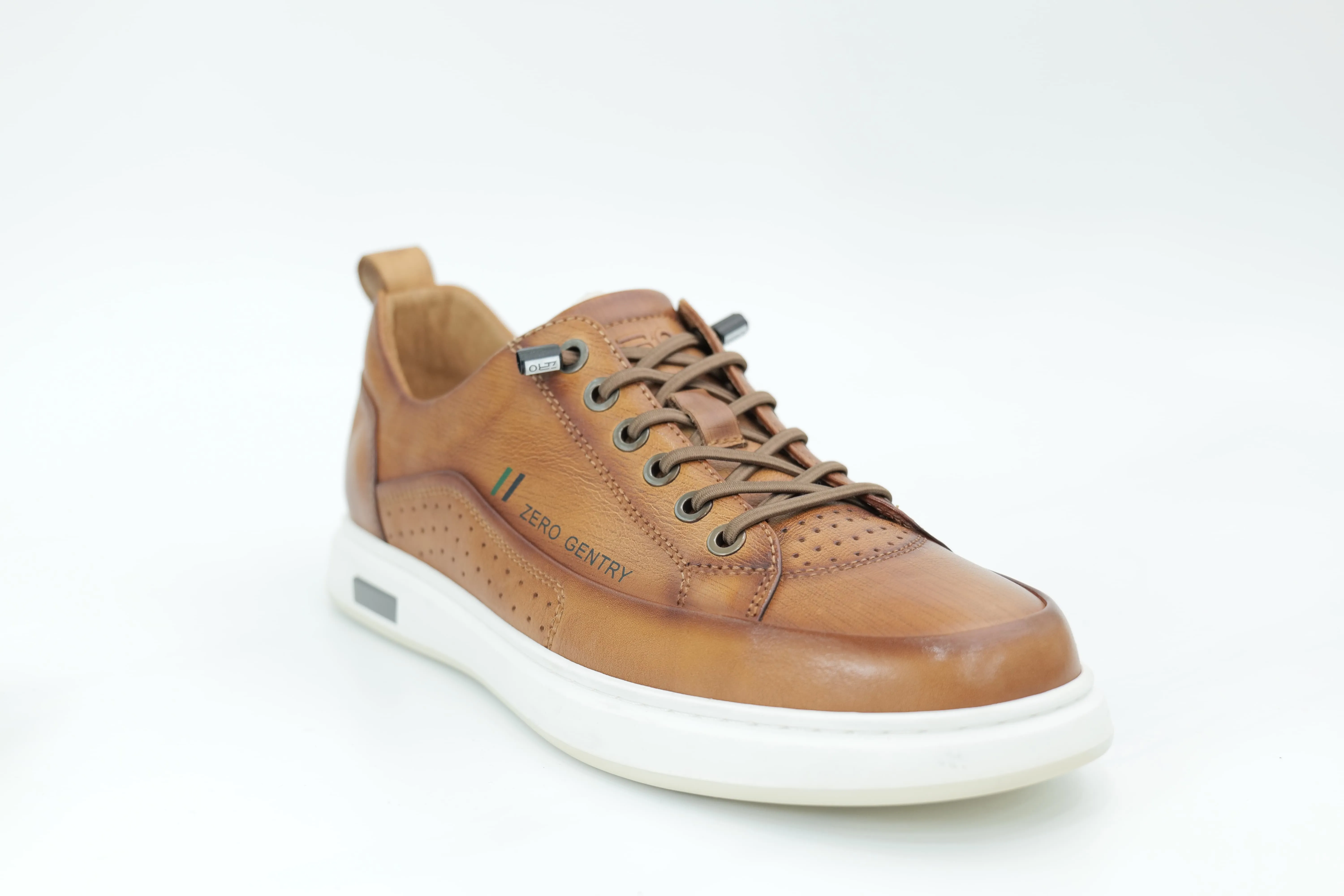 Casual sneakers