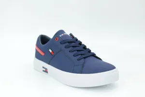 Casual sneakers
