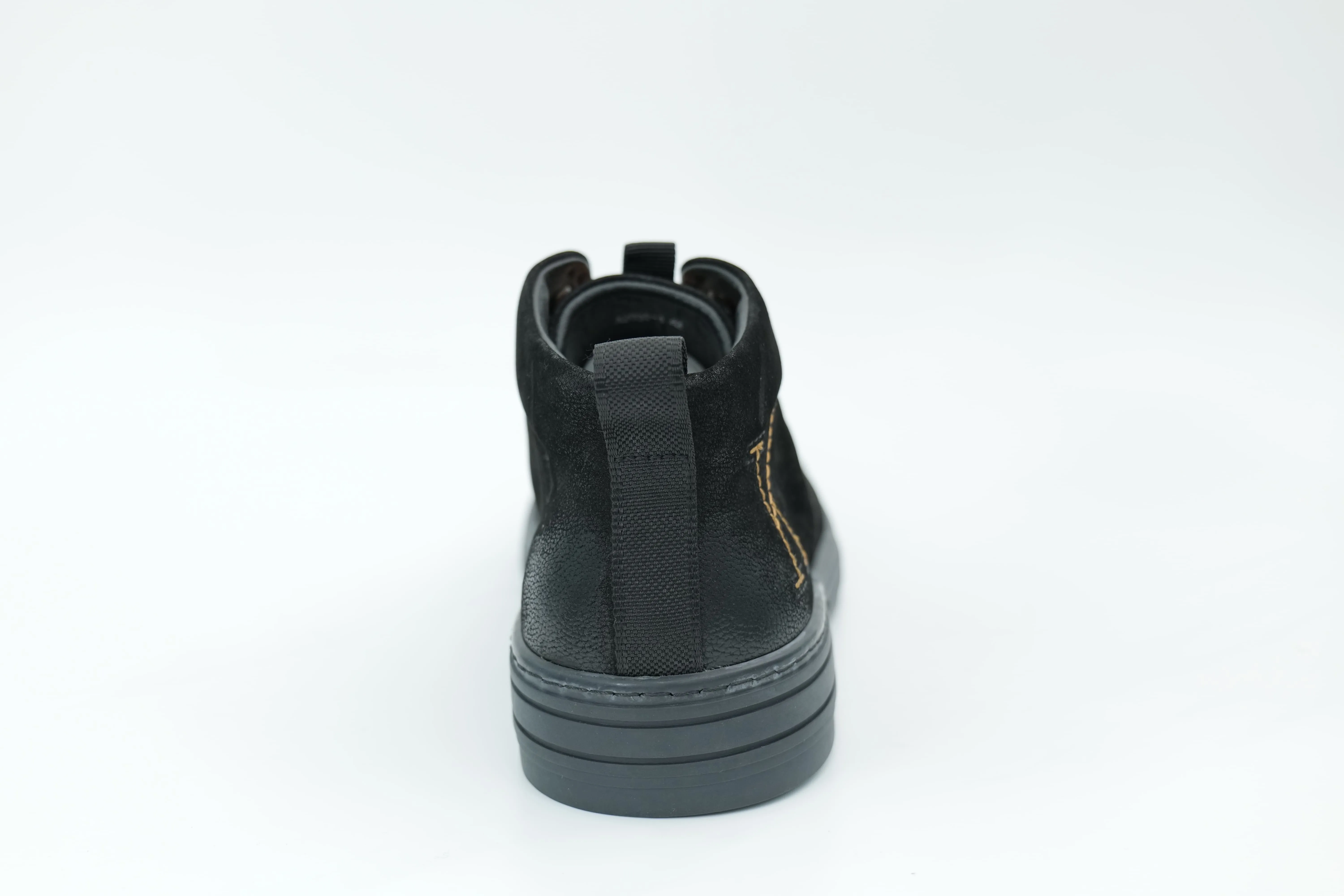 Casual sneakers