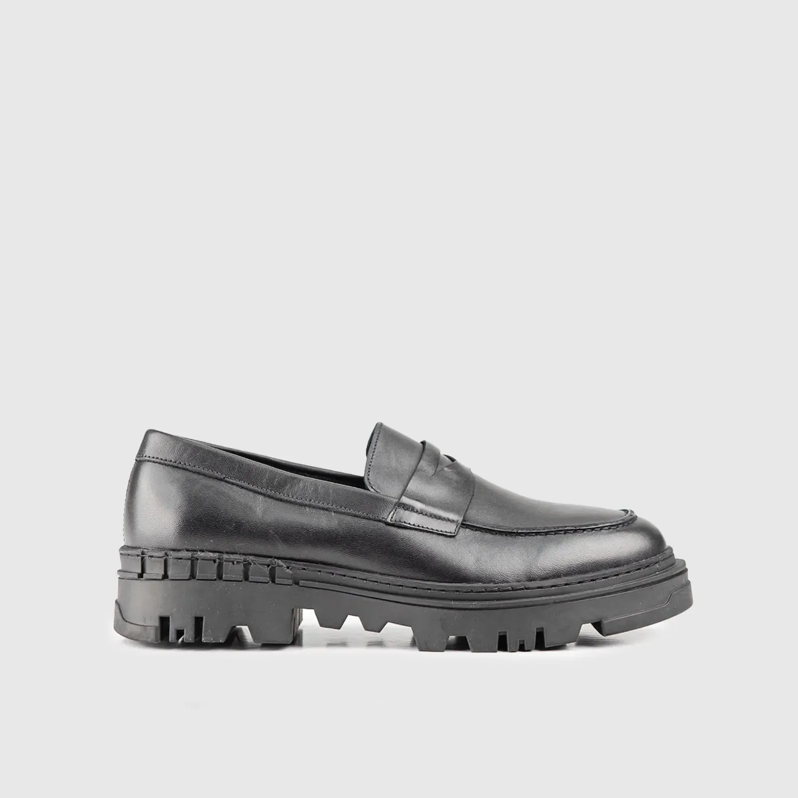 Chunky Sole Loafers Black 1804
