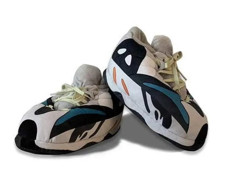 Comfortable Plush Sneaker Slippers – Cozy and Trendy Comfort