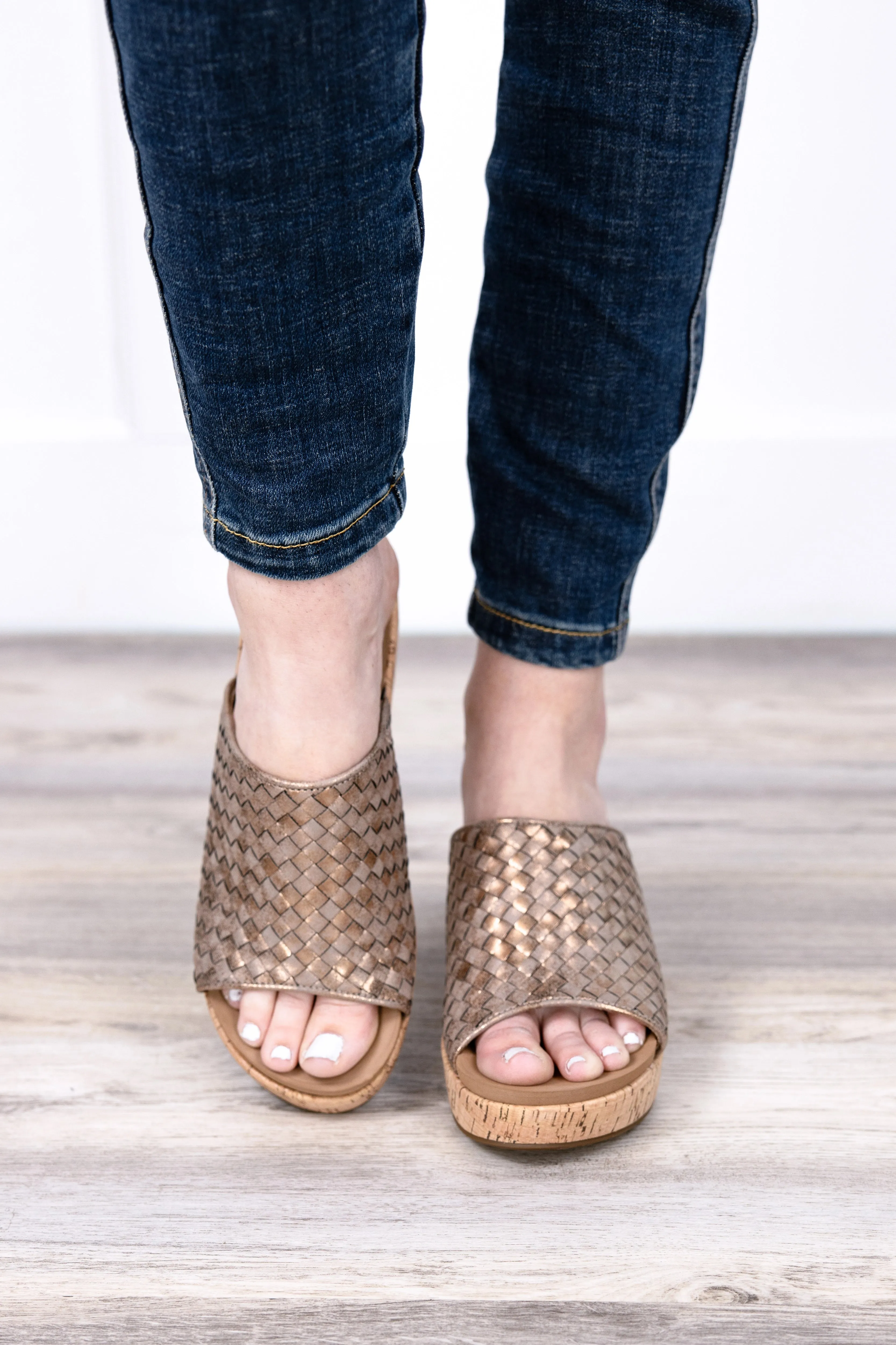 Corky's Wine and Dine Women's Woven Design Wedge Sandals