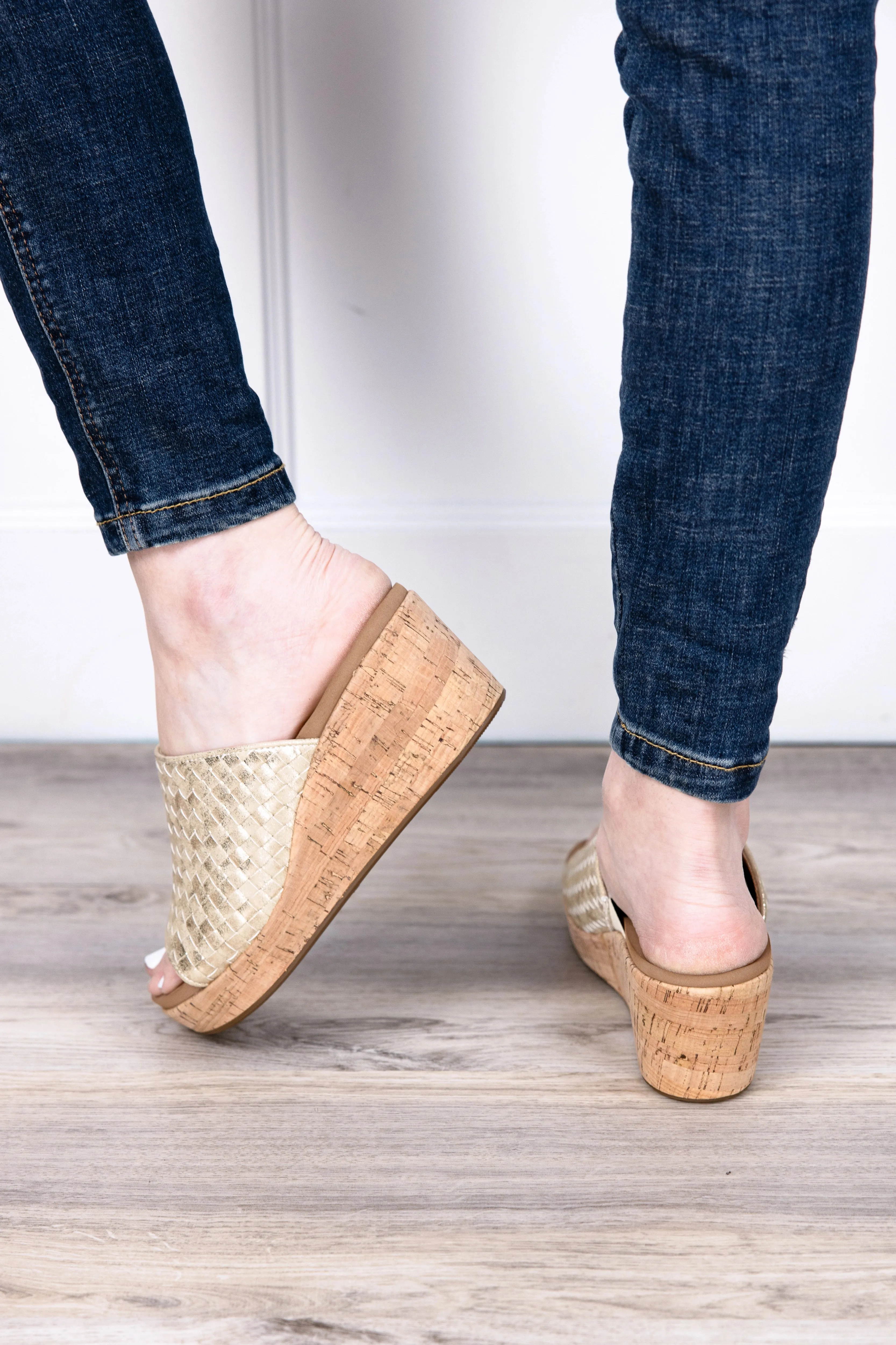 Corky's Wine and Dine Women's Woven Design Wedge Sandals
