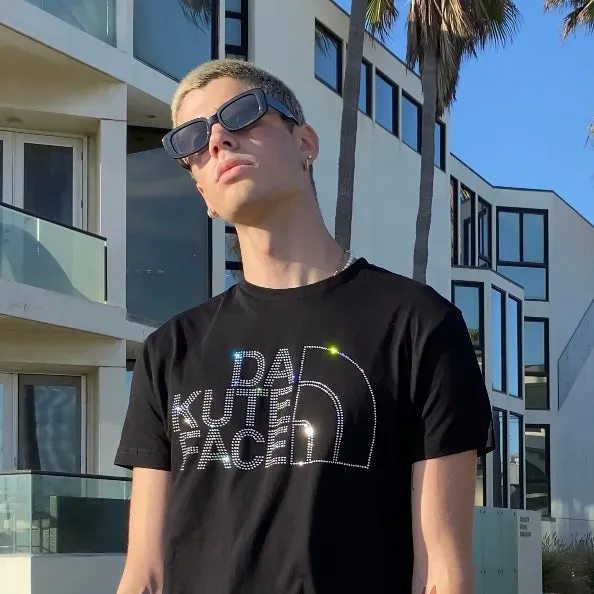 DA KUTE FACE CRYSTAL TEE