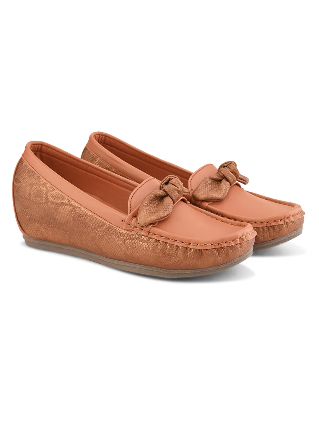 Elegant Bow with Snake-Print Loafers