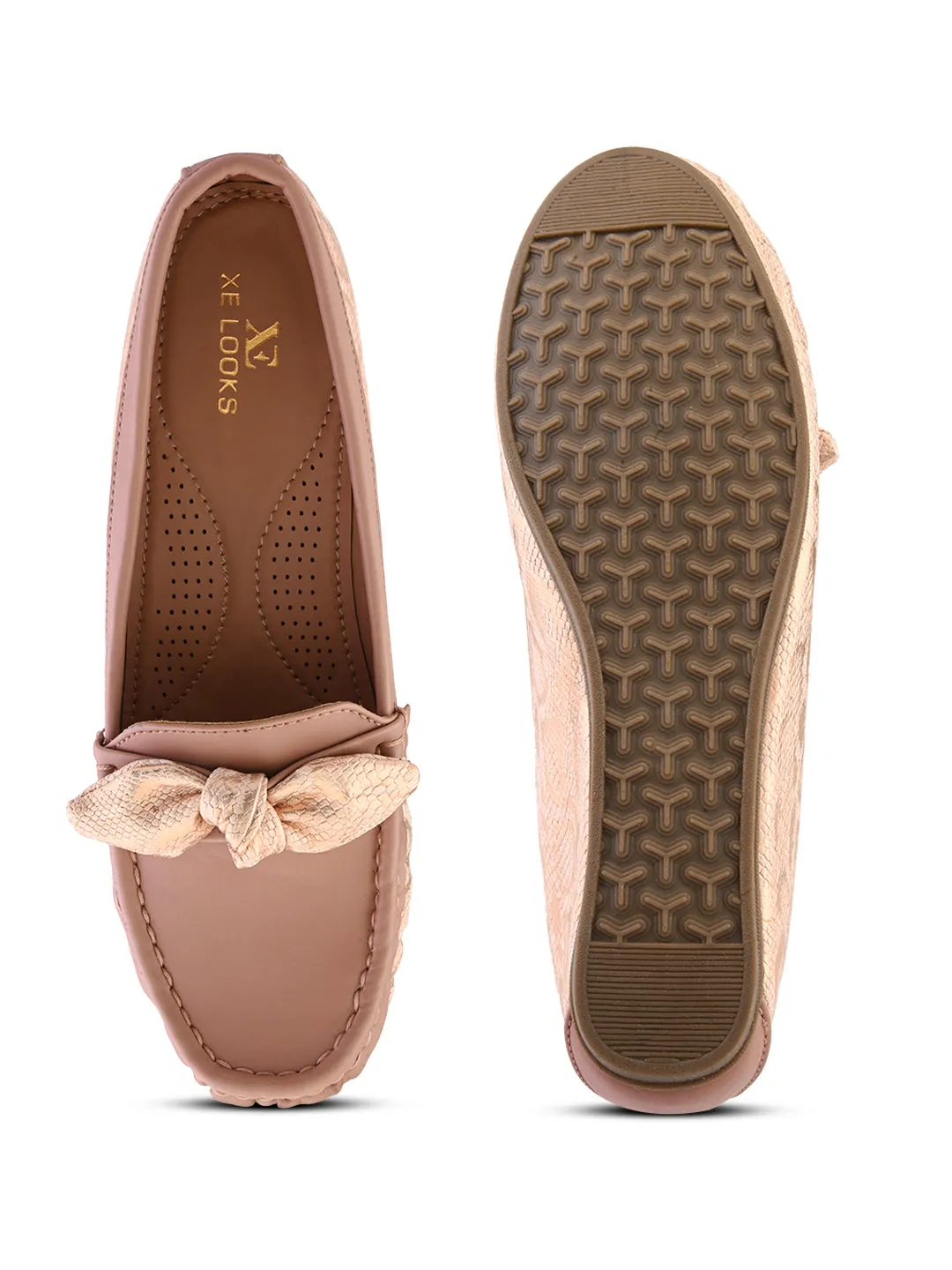 Elegant Bow with Snake-Print Loafers