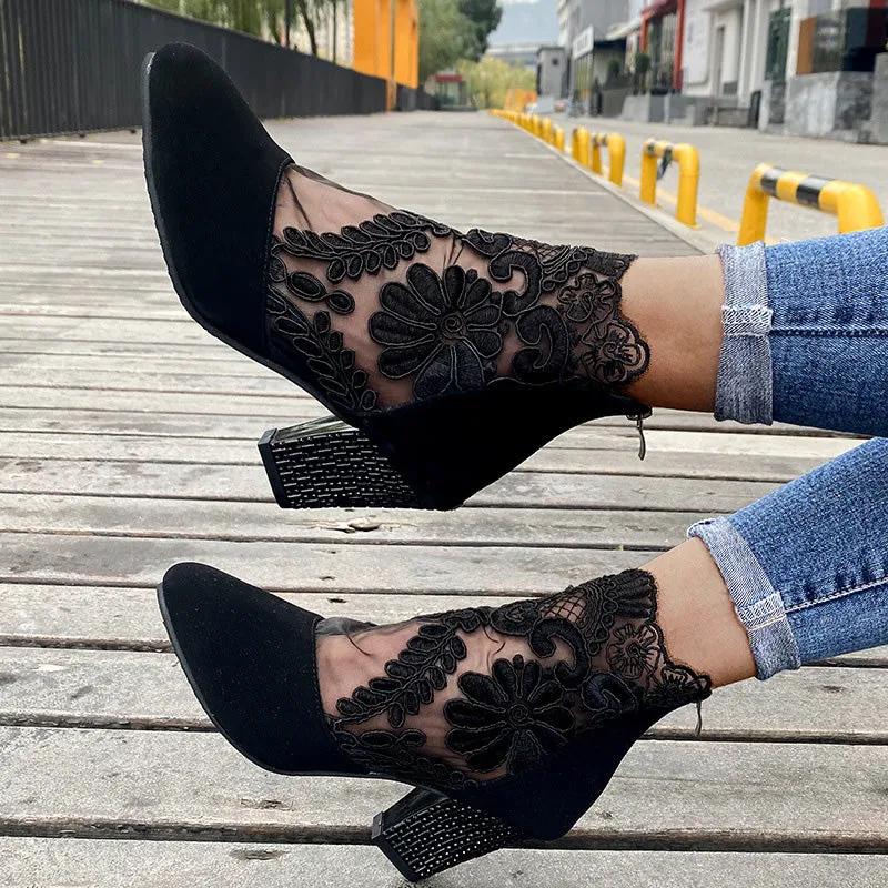 Elegant Lace High-Heeled Shoe