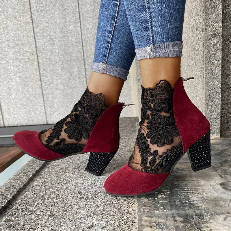 Elegant Lace High-Heeled Shoe