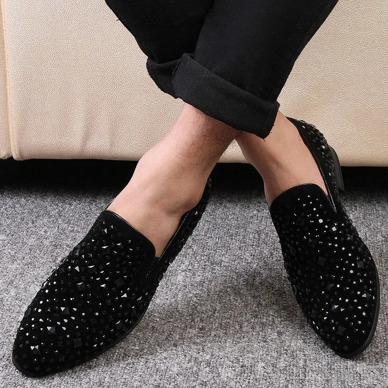 Elegant loafers with detail