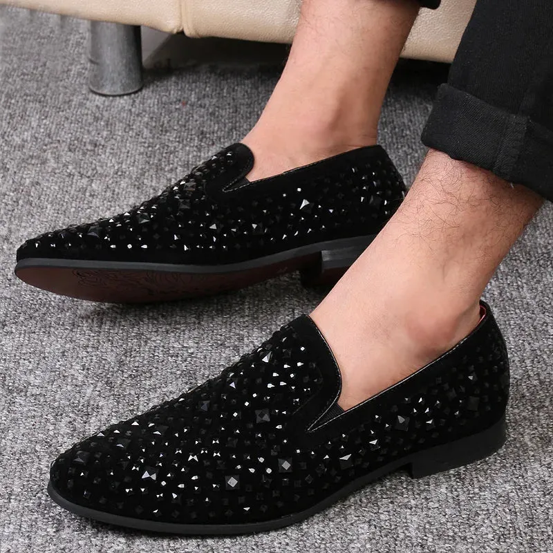 Elegant loafers with detail