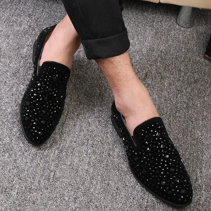 Elegant loafers with detail