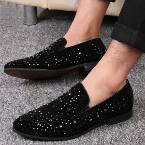 Elegant loafers with detail