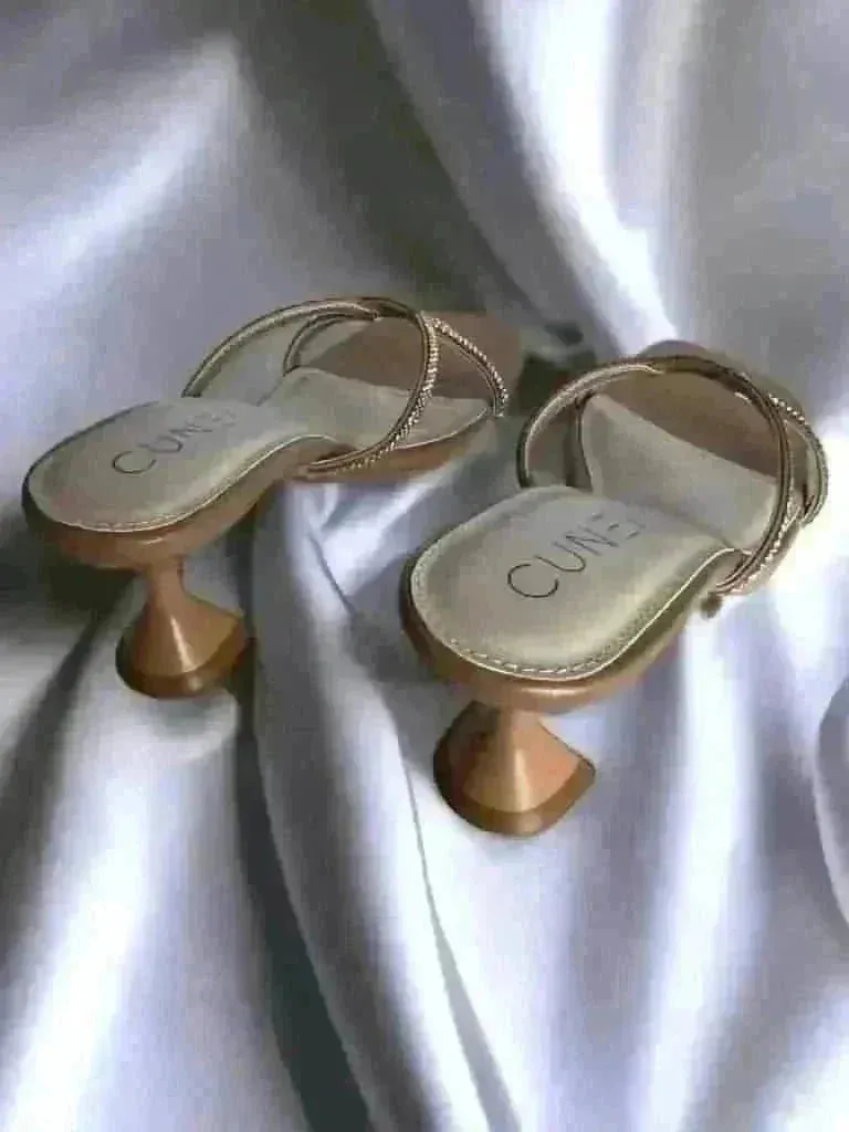 Elegant Tuscan Tan Heels