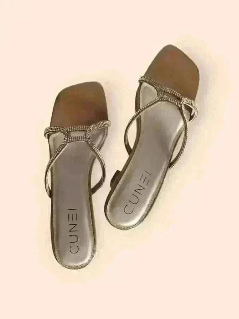Elegant Tuscan Tan Heels