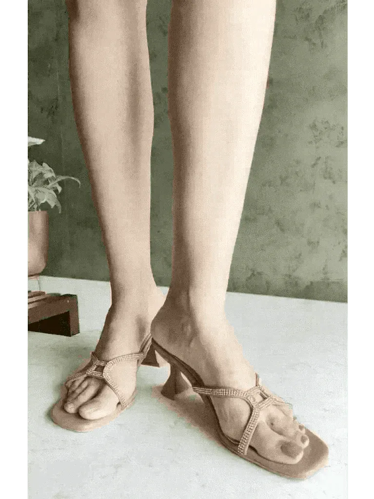 Elegant Tuscan Tan Heels