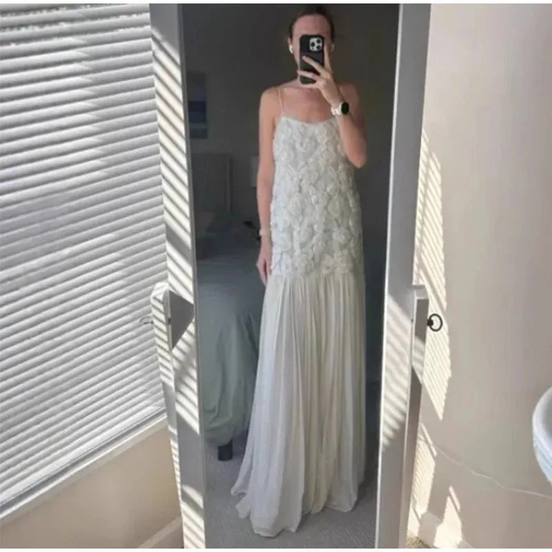 Elegant White Floral Appliqué Maxi Dress – Sleeveless Spaghetti Strap Evening Gown