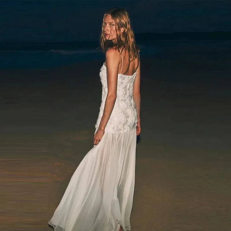 Elegant White Floral Appliqué Maxi Dress – Sleeveless Spaghetti Strap Evening Gown