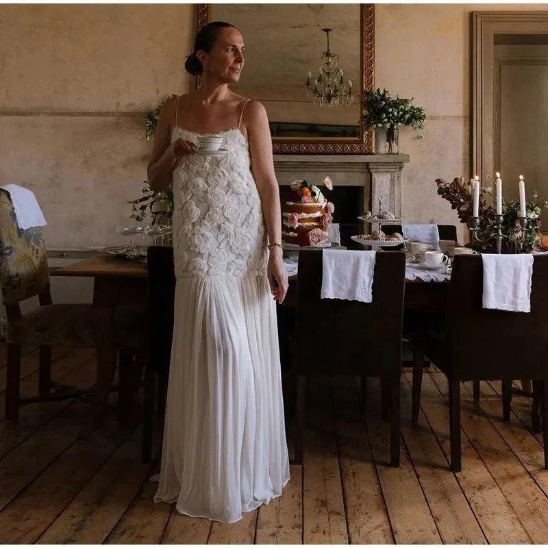 Elegant White Floral Appliqué Maxi Dress – Sleeveless Spaghetti Strap Evening Gown