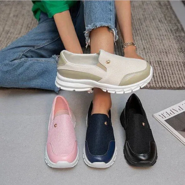Franja - Comfortable Walking Sneakers