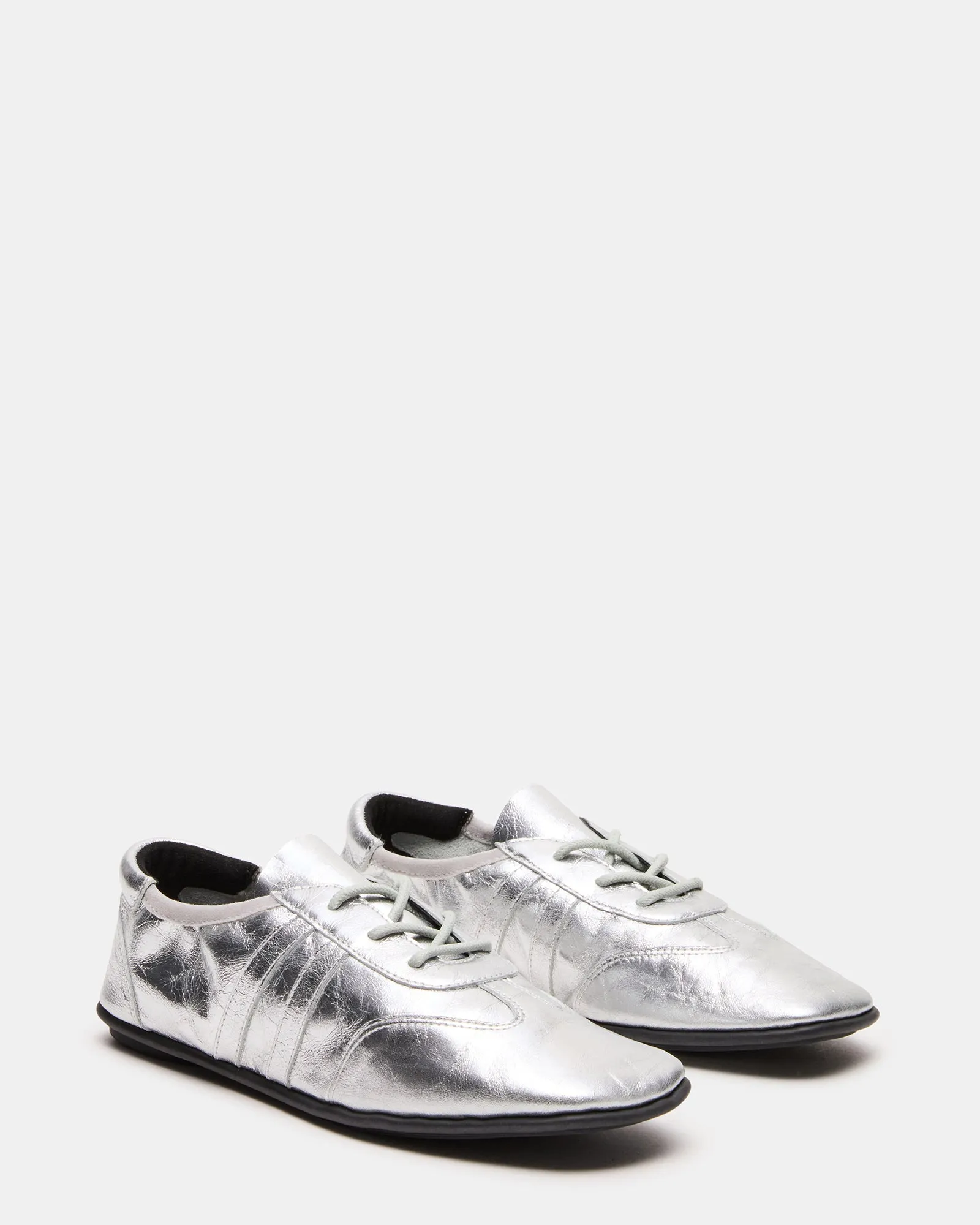 GLINT SILVER LEATHER