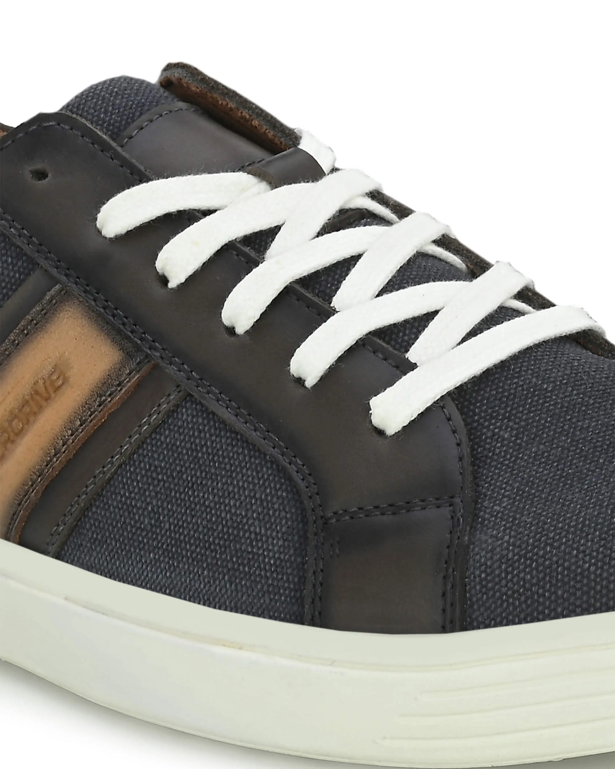 Globe Trotter Grey