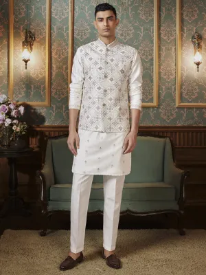 Ivory  Geomteric Embroidered Kurta Bandi  Set