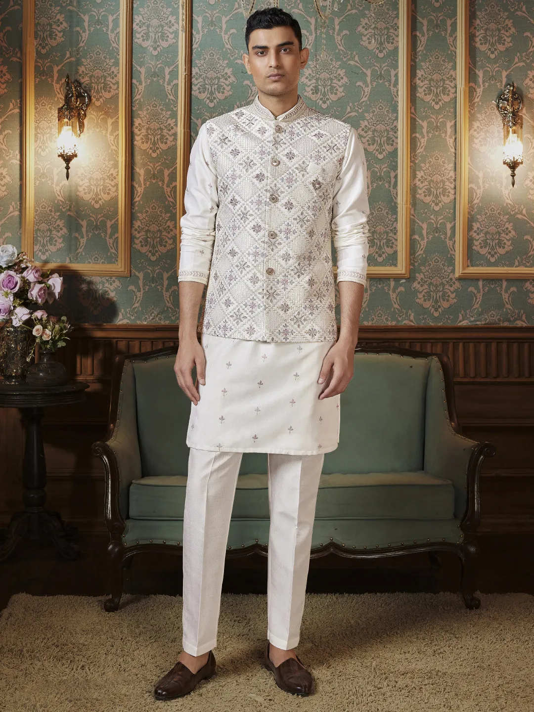 Ivory  Geomteric Embroidered Kurta Bandi  Set