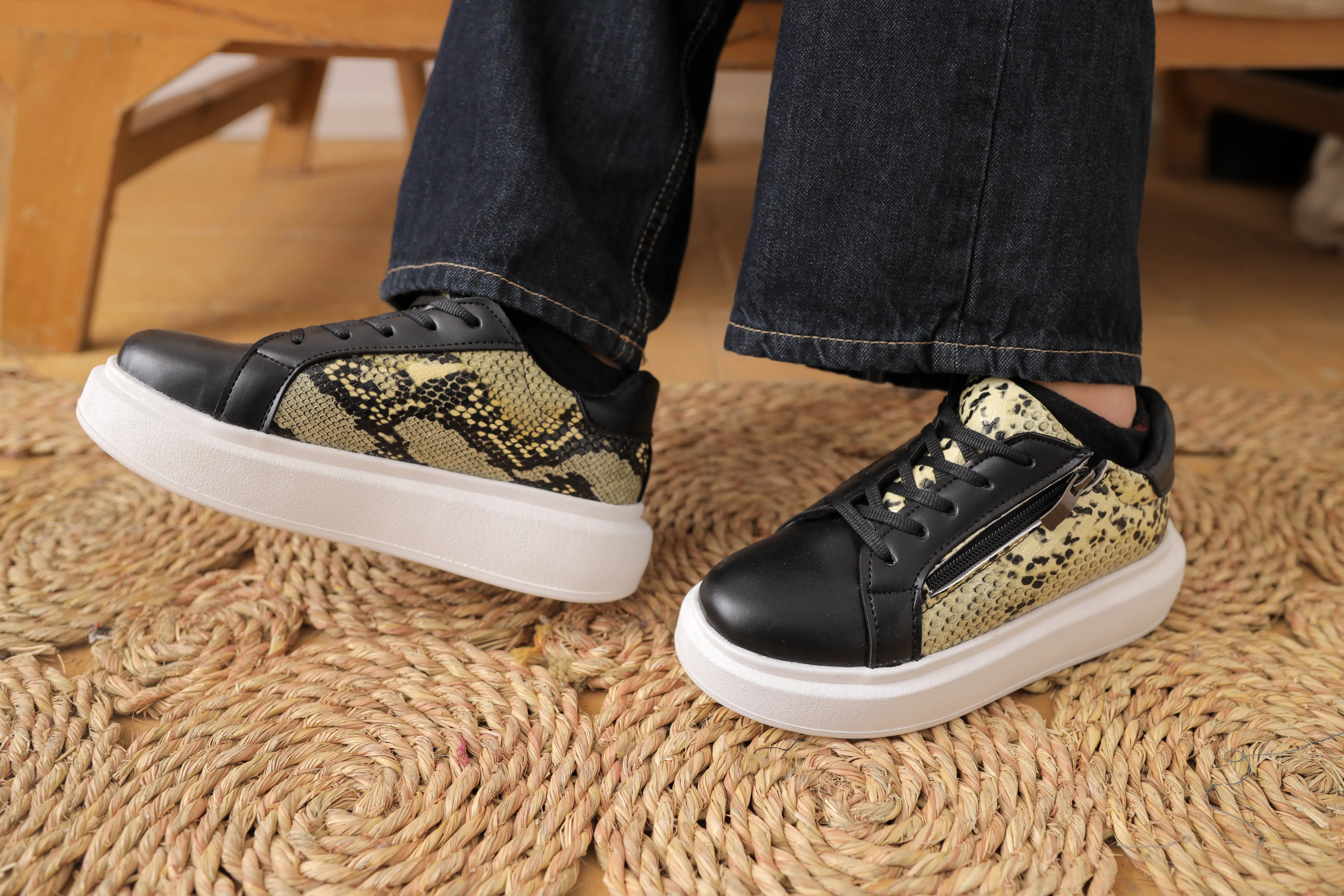 Laidback Luxe Sneakers - Snake Black