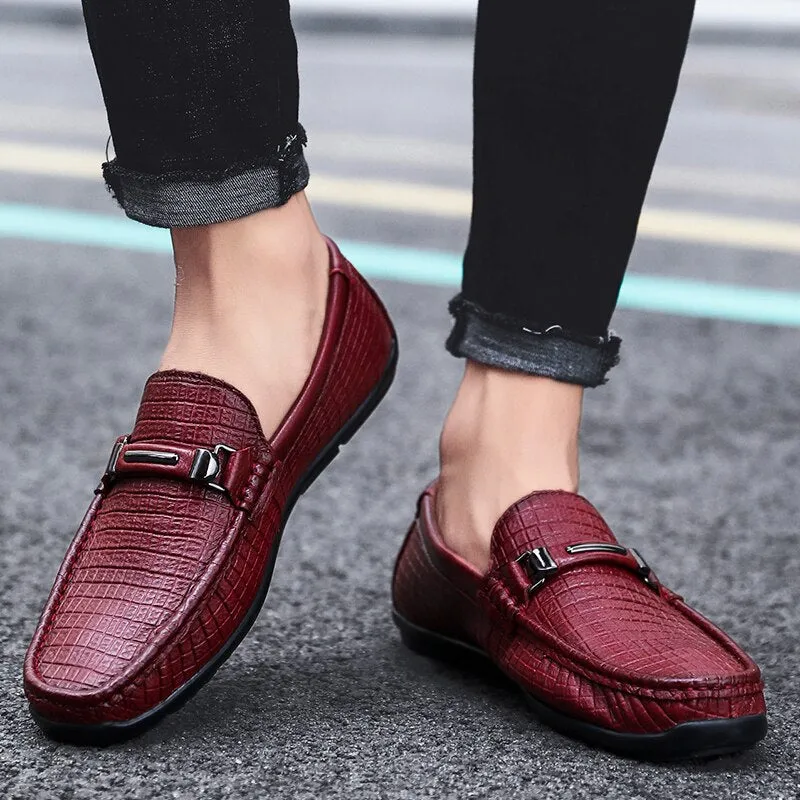 Leather men's shoes  spring and autumn brand British style plaid comfortable high quality casual simple black loafers