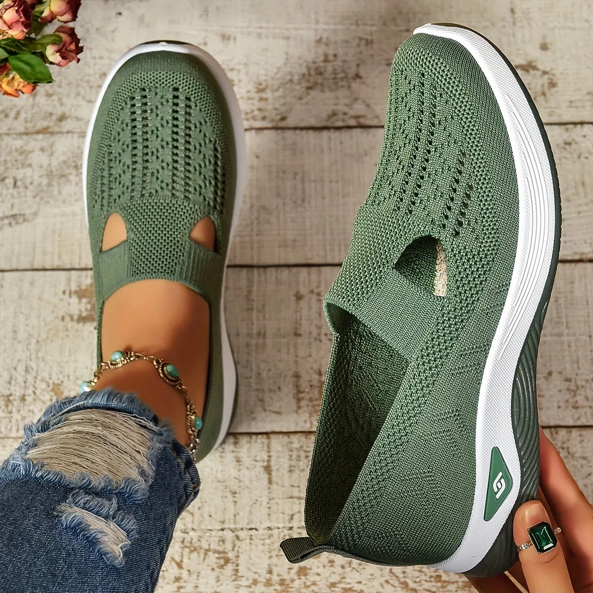 Maya - Slip-On Sneakers