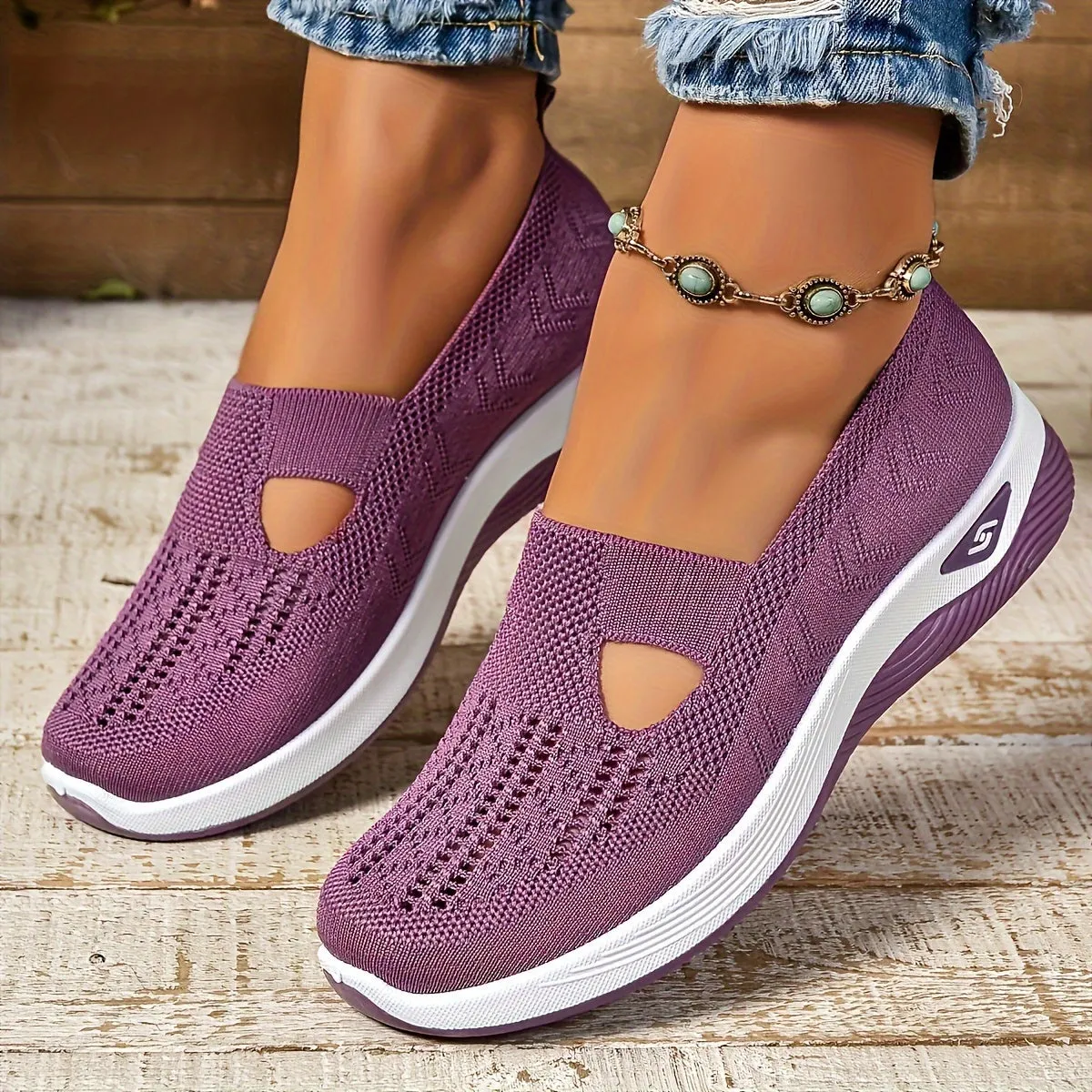Maya - Slip-On Sneakers