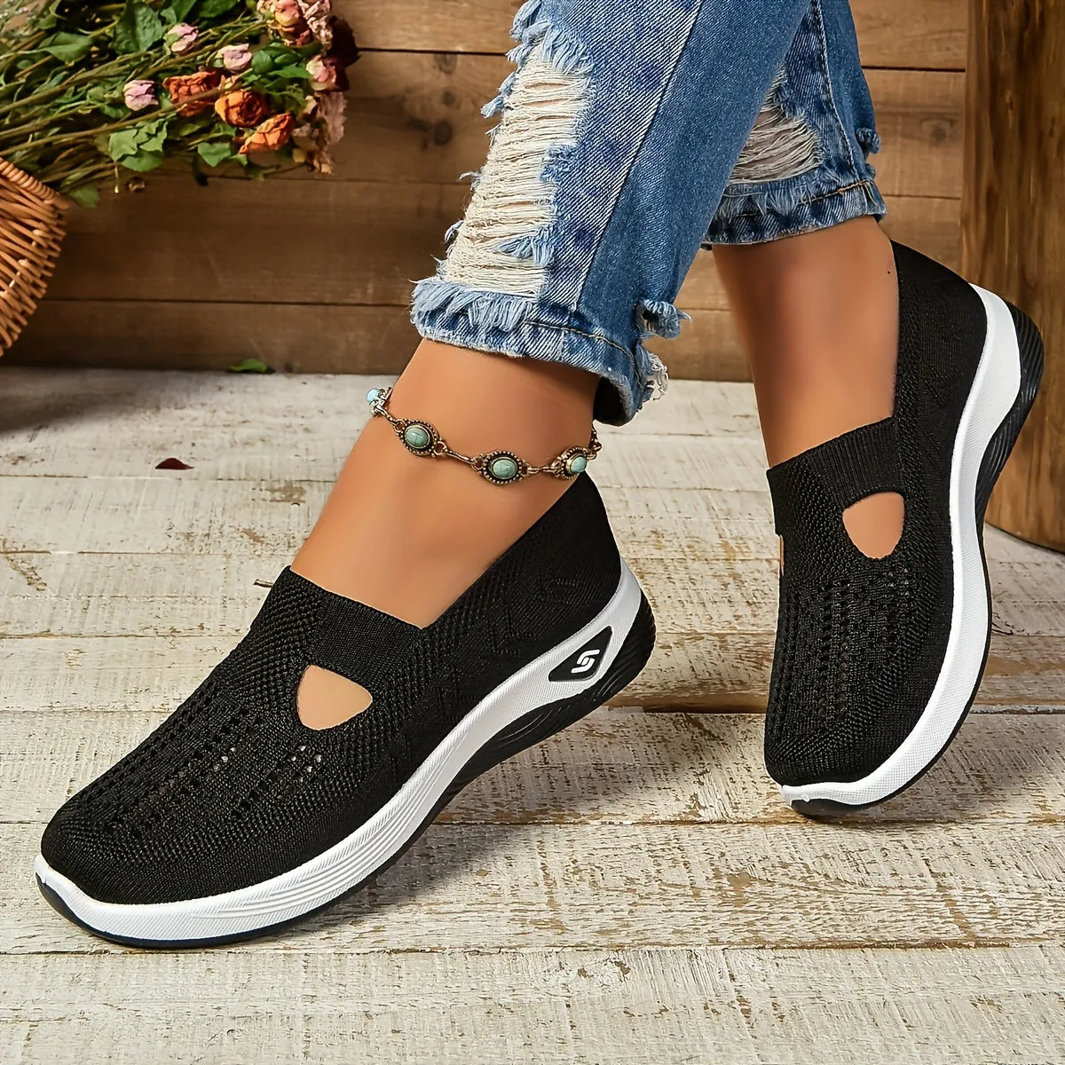 Maya - Slip-On Sneakers