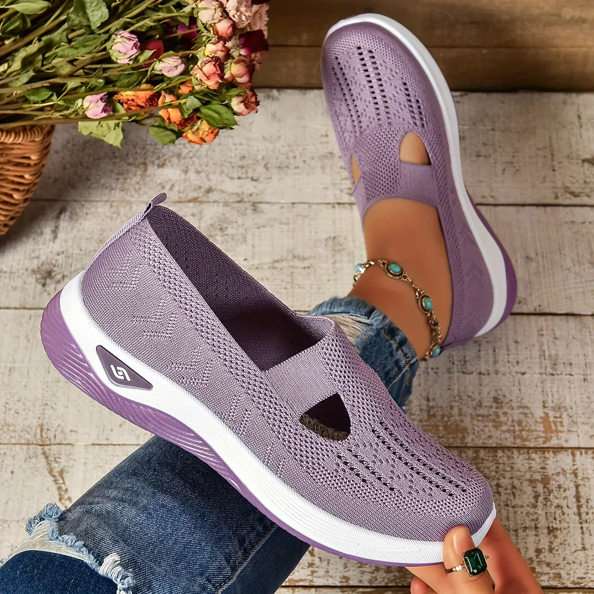 Maya - Slip-On Sneakers