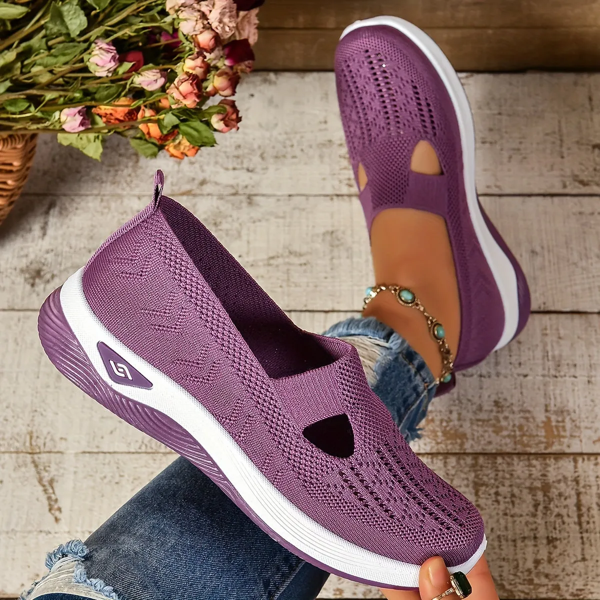 Maya - Slip-On Sneakers