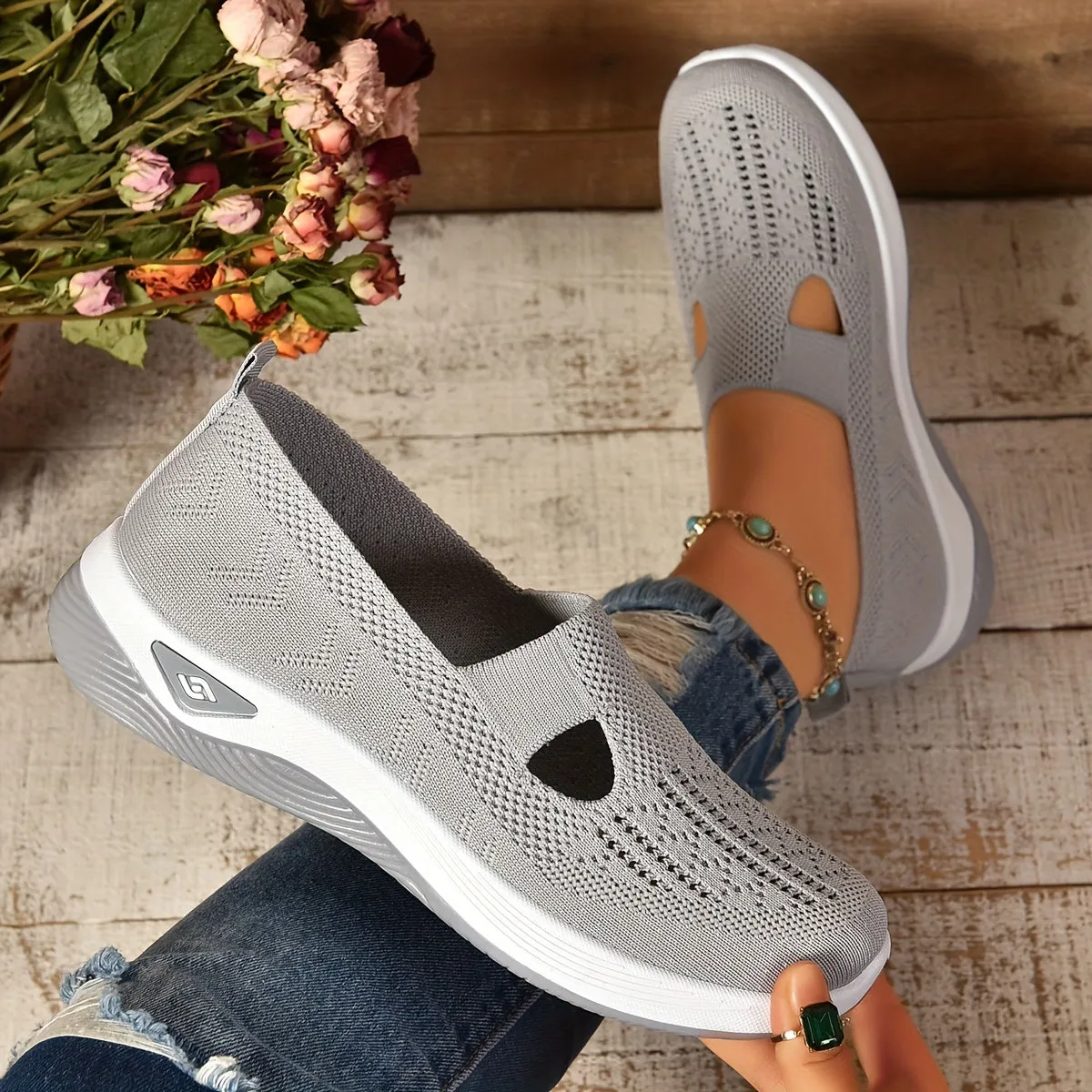 Maya - Slip-On Sneakers