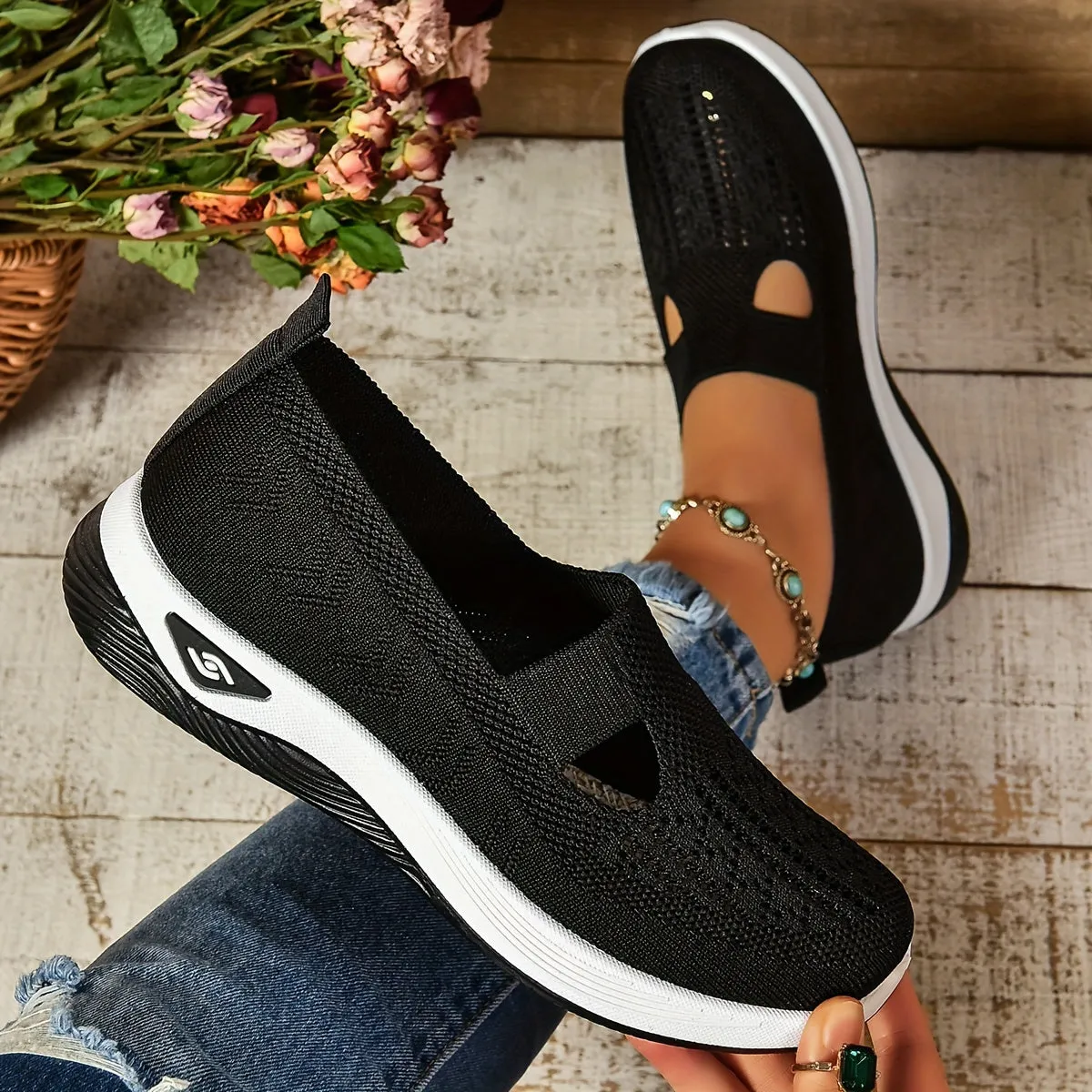 Maya - Slip-On Sneakers