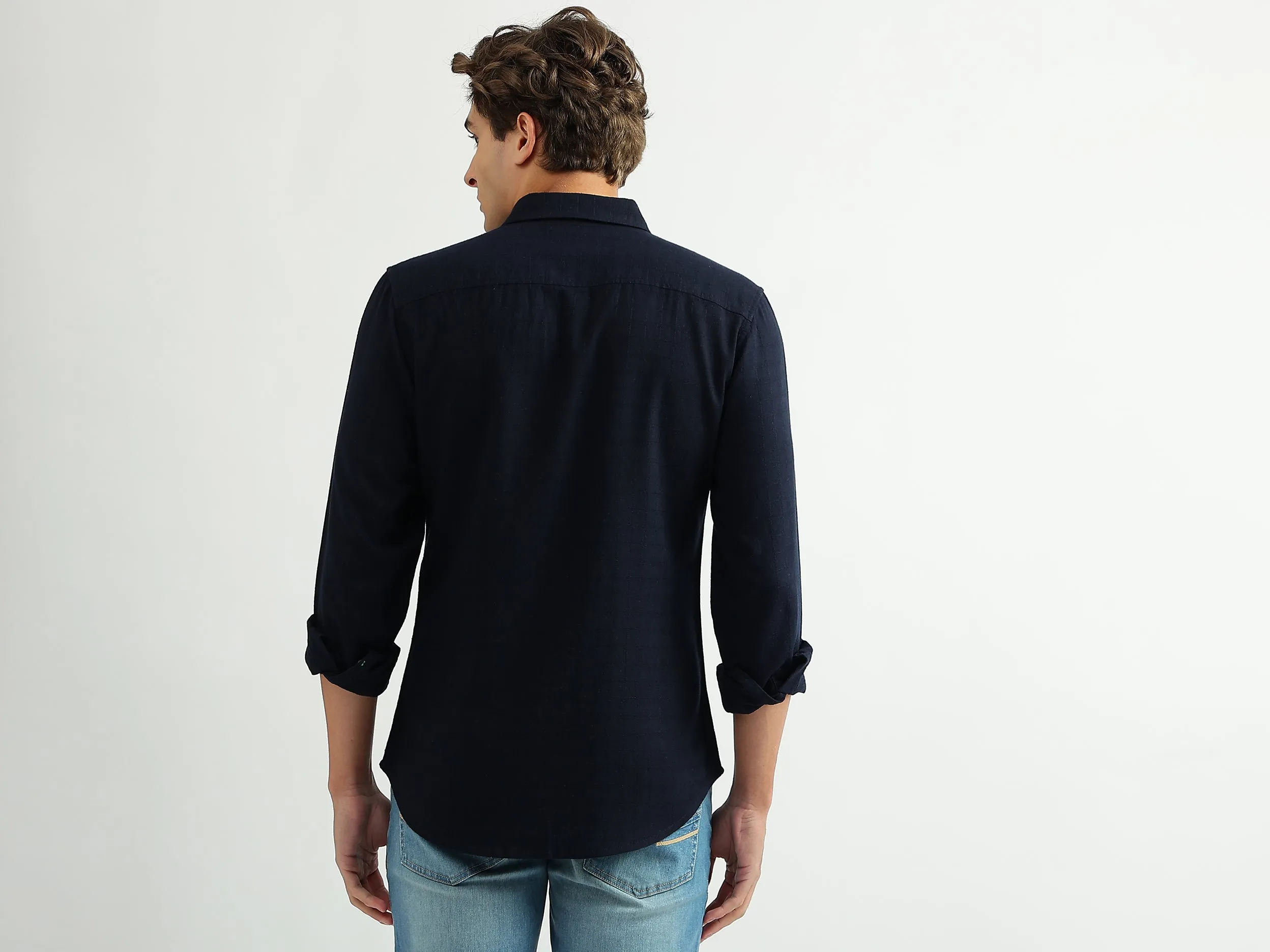 Men Checked Spread Collar Shirt
