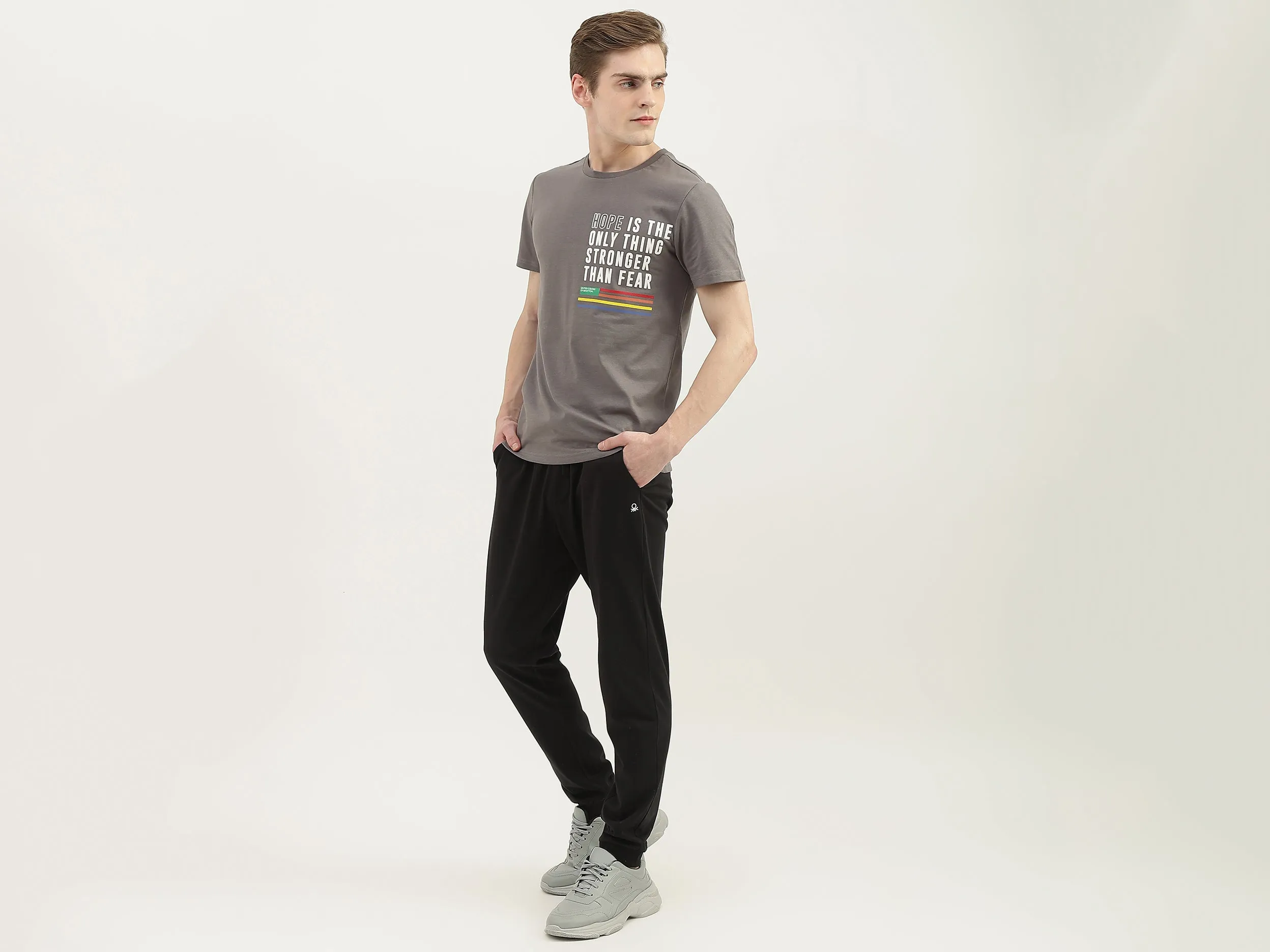 Men Solid Regular Fit Joggers