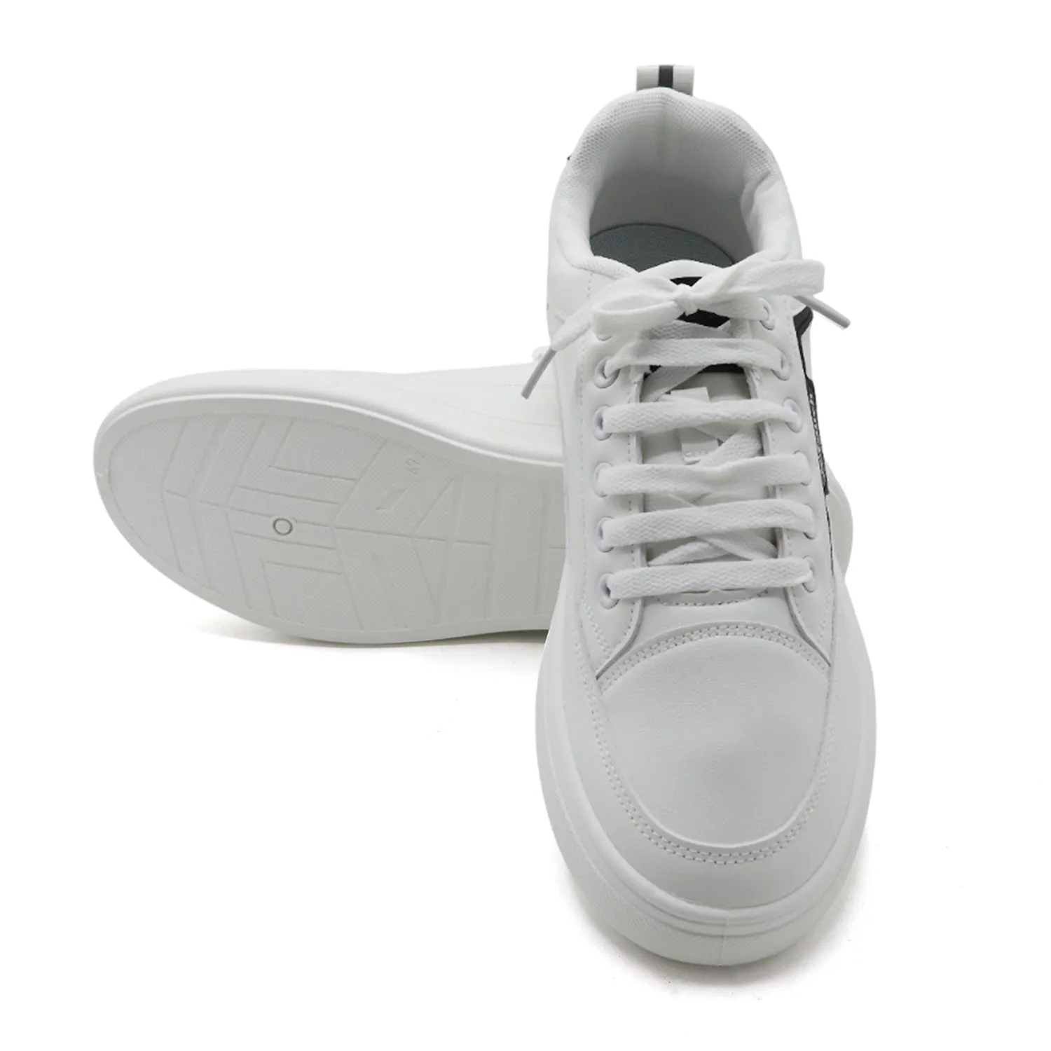 Men's Lace-Up Comfortable Lightweight Sneakers - White