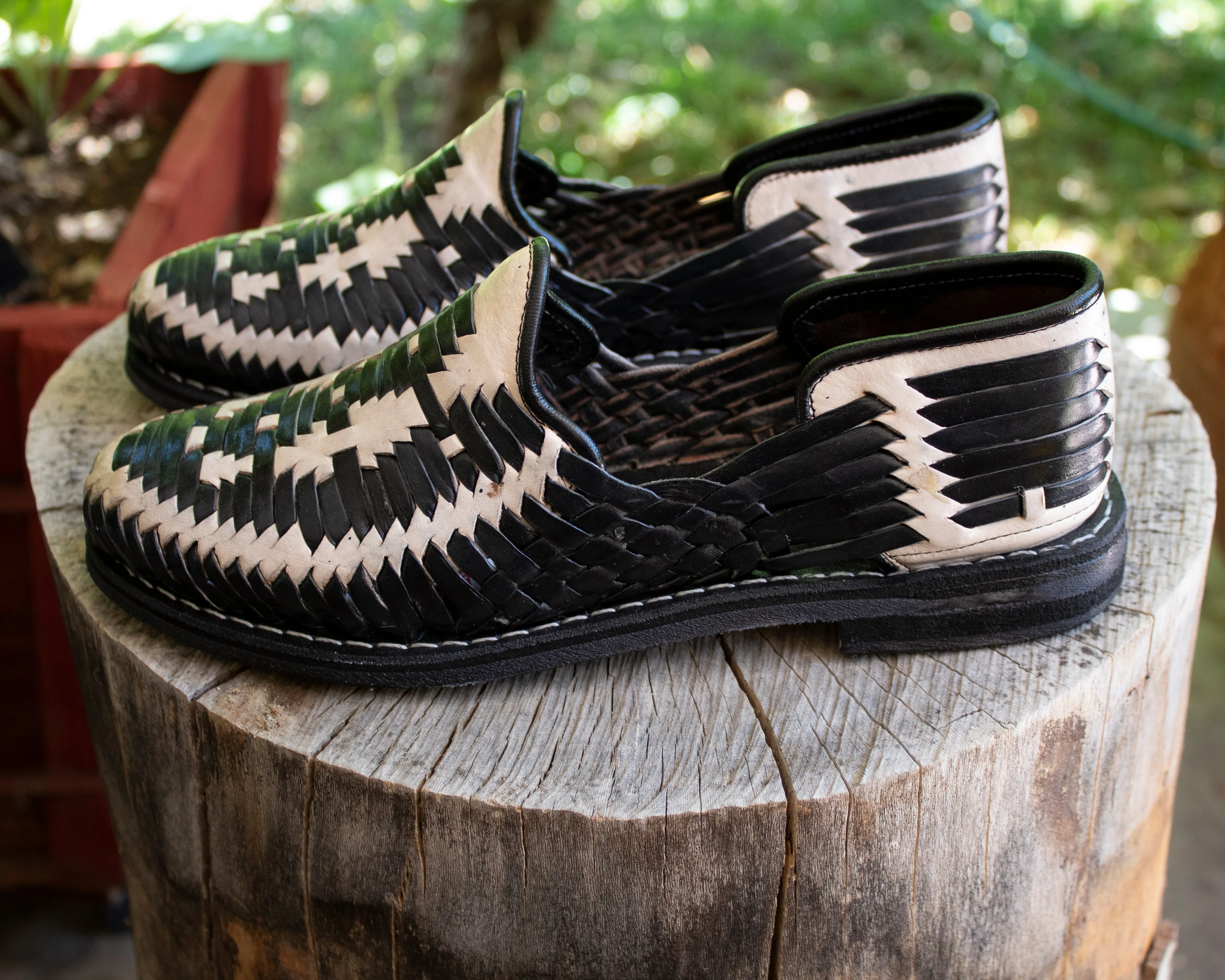 MENS LEATHER 2 TONE MEXICAN MOCASSIN SHOE SANDALS