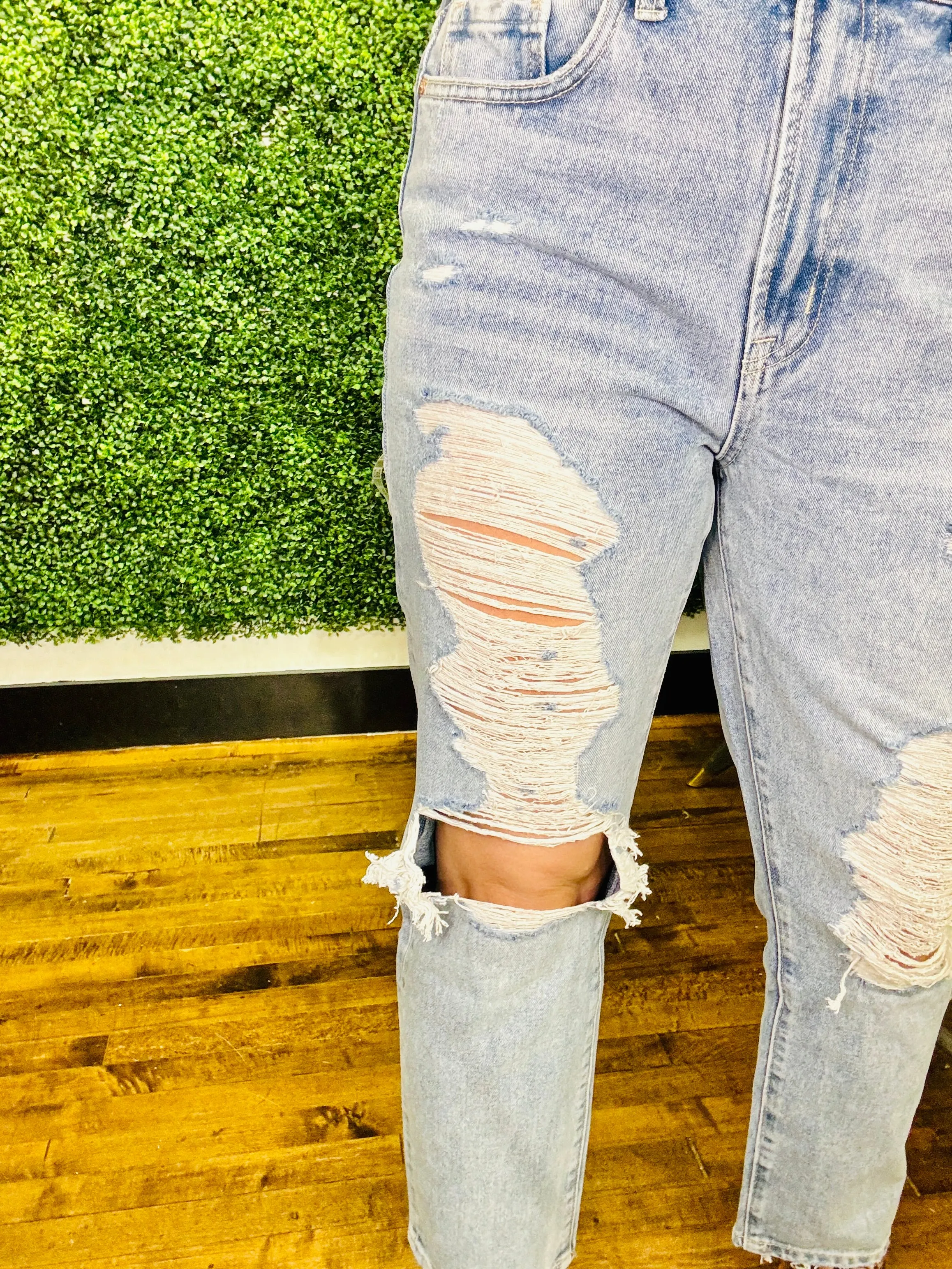 MICA Super High Rise Shredded Straight