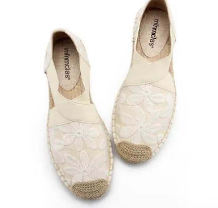 New  espadrilles Cartoon Comfortable Slip-on Womens Casual slippers